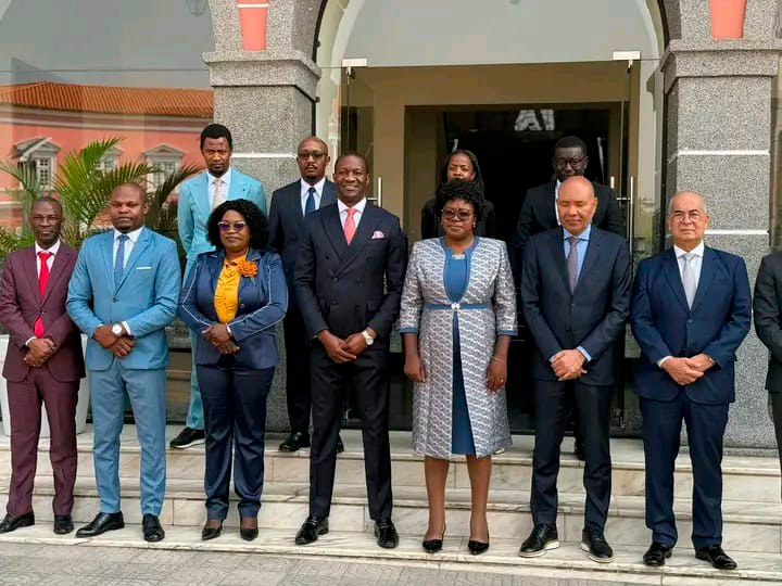 BASTONÁRIO DA ORDEM DOS ADVOGADOS DE ANGOLA RECEBIDO EM AUDIÊNCIA PELA GOVERNADORA PROVINCIAL DO BIÉ