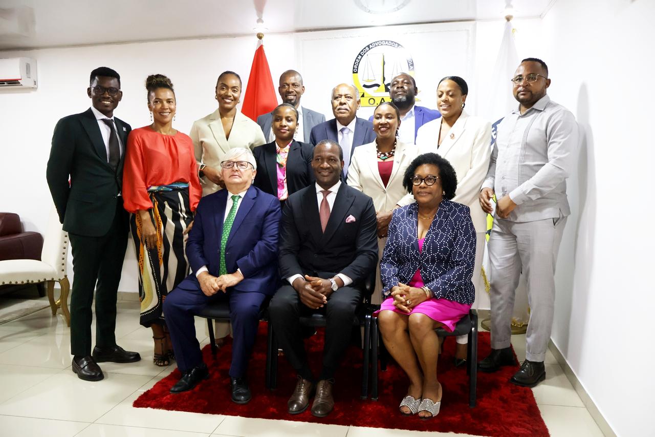 O.A.A. RECEBE VISITA INSTITUCIONAL DO PRESIDENTE DO STJ DO BRASIL